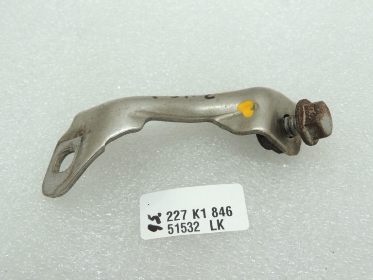 Seat Cupra Leon 1.5TSI DFYA katalizatora kronšteins 5Q0253461CH