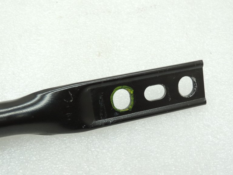 Seat Cupra Leon KL8 apakšējās daļas balsts tuneļa balsts 5Q0802128