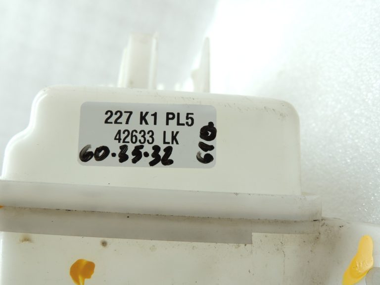 Volvo XC90 II Vējstikla mazgāšanas tvertne 31349388 31349385 Vējstikla mazgāšanas tvertne