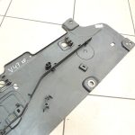 Volvo XC90 II apakšējā vāka kreisā puse 31497613 31497351 31449142 31455003