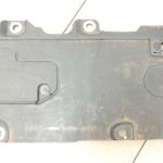 Volvo XC90 II apakšējā vāka kreisā puse 31497613 31497351 31449142 31455003