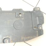 Volvo XC90 II apakšējā vāka kreisā puse 31497613 31497351 31449142 31455003