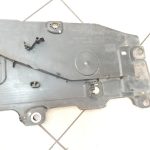 Volvo XC90 II apakšējā vāka kreisā puse 31497613 31497351 31449142 31455003