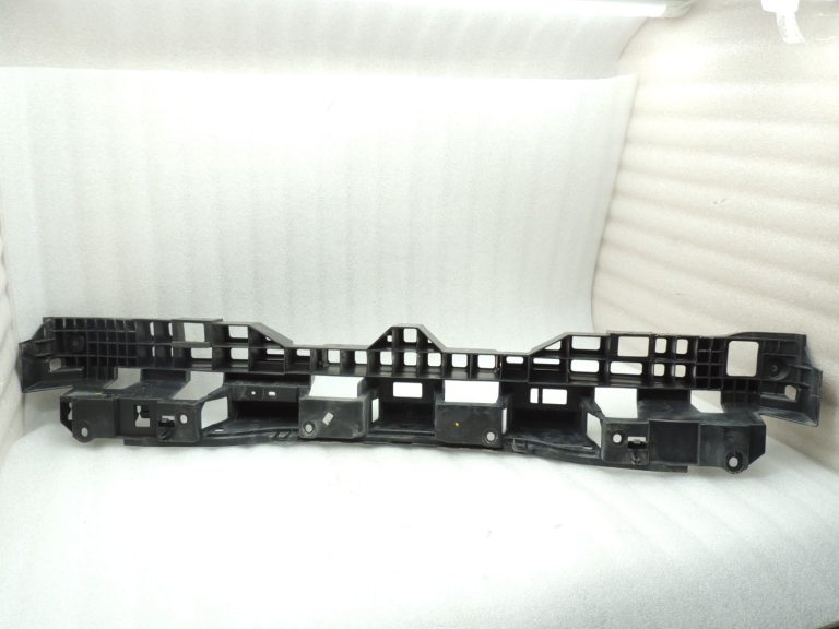 Peugeot 508 I 8D sedans aizmugurējā bampera atbalsta centrs 7422W0