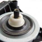 Volvo XC90 II Logu regulatora piedziņas motors aizmugurējais kreisais 31349758