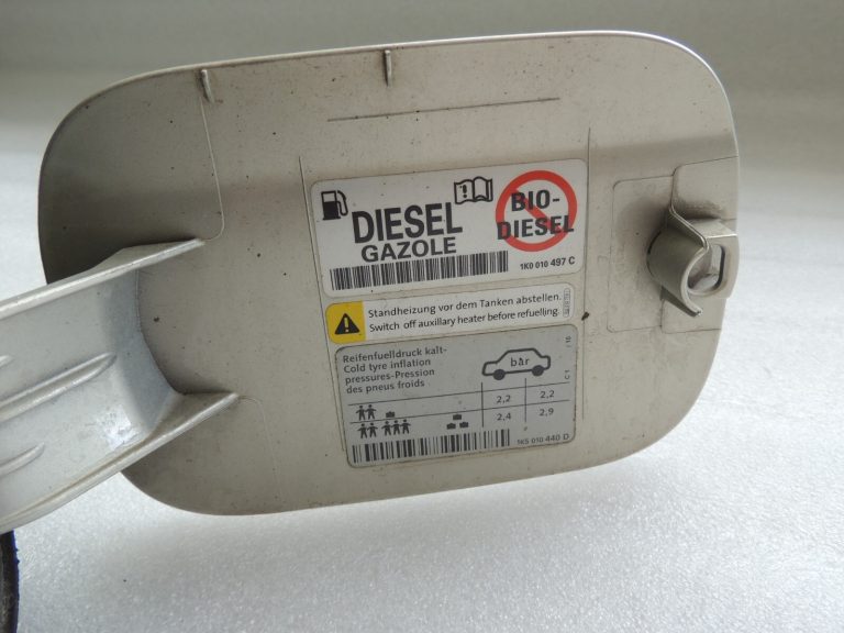 VW Golf VI Kombi 7B R7L Degvielas uzpildes vāks Degvielas uzpildes vāks 1K9809857