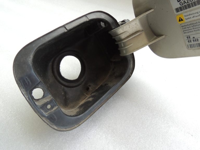 VW Golf VI Kombi 7B R7L Degvielas uzpildes vāks Degvielas uzpildes vāks 1K9809857