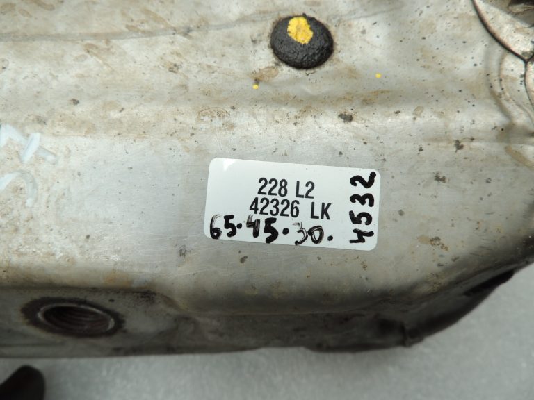 Nissan Qashqai J11 1.2 DIG-T Benzīns HRA2DDT Katalizators 2090000Q2K Katalizators