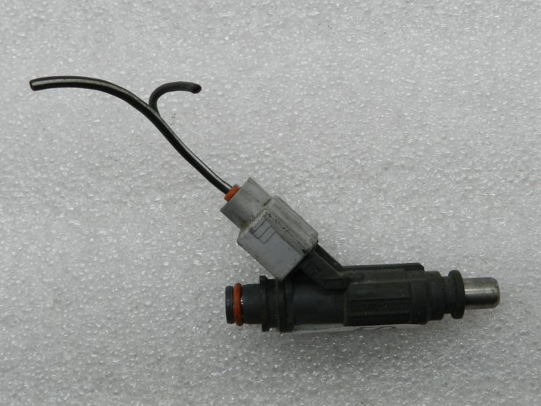 Degvielas iesmidzinātājs 23250-0D030 0280156019 „Toyota Corolla“