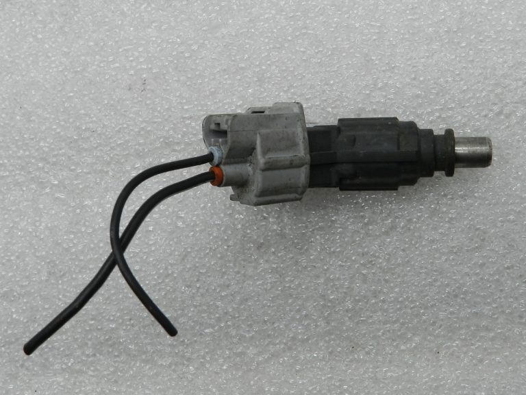 Degvielas iesmidzinātājs 23250-0D030 0280156019 „Toyota Corolla“