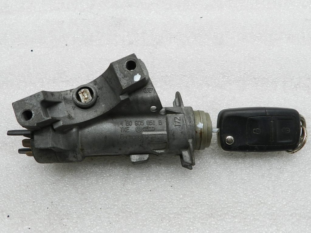 VW Sharan oriģinālā aizdedzes slēdzene