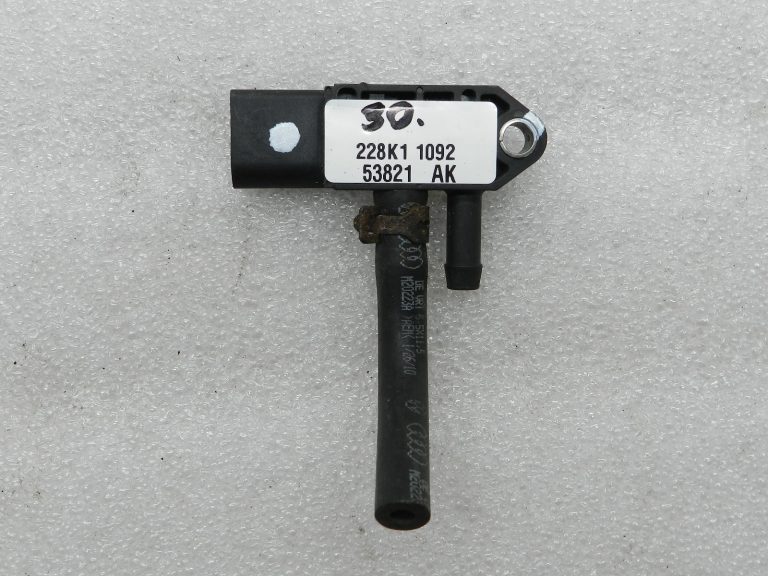 VW Audi Skoda Diferenciālā spiediena sensors Izplūdes spiediena sensors