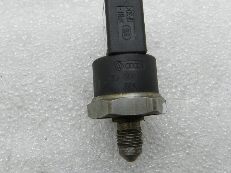 VW Audi Audi Seat Skoda Oriģinālais degvielas spiediena sensors vadības vārsta sensors