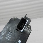 Opel Zafira B oriģinālā durvju slēdzene durvju priekšējā labajā pusē