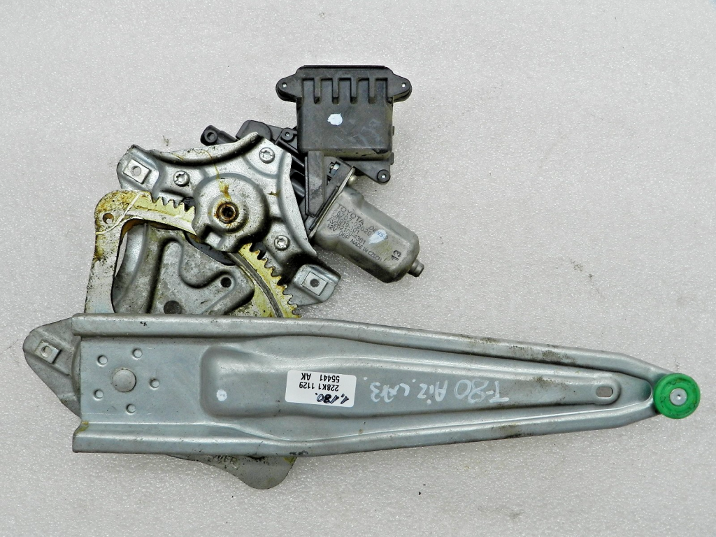 Toyota Avensis T27 Oriģinālais logu regulators Aizmugurējais labais