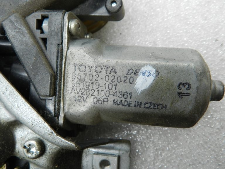 Toyota Avensis T27 Oriģinālais logu regulators Aizmugurējais labais