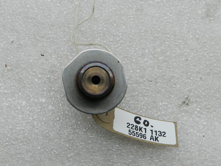 VW Golf 6 oriģinālais sliežu sensors spiediena sensors