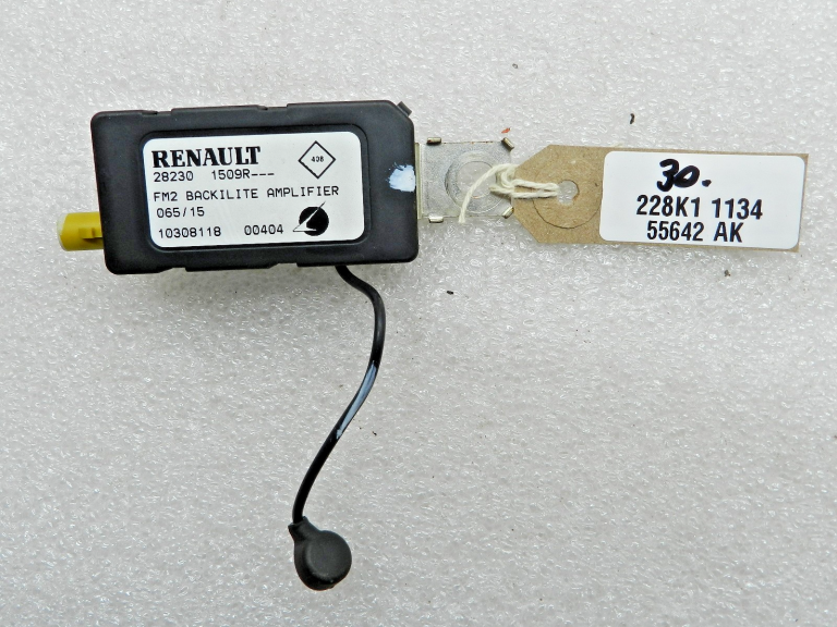 Renault Espace V oriģinālais antenas pastiprinātājs Antenas pastiprinātājs