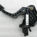 VW Passat Skoda Seat oriģināls sajūga pedālis 1K1721059