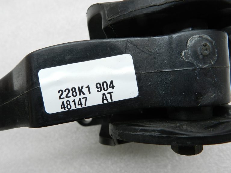 VW Passat Skoda Seat oriģināls sajūga pedālis 1K1721059
