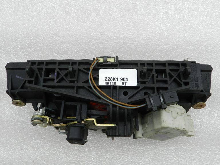 Audi A6 oriģinālais aizmugurējo durvju rokturis 4B0827565J