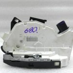 VW Tiguan oriģinālā durvju slēdzene aizmugurējā kreisā 5n0839015g