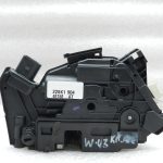VW Tiguan oriģinālā durvju slēdzene aizmugurējā kreisā 5n0839015g