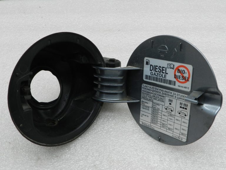 Skoda Roomster oriģināls degvielas uzpildes vāks 2G2G F8L Platinum pelēks 5j7809857A