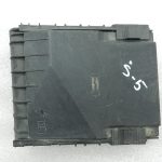 Skoda Octavia oriģinālais pārsegs centrālajam elektrības panelim