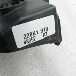 VW Golf oriģināls aizmugurējā labā bampera kronšteins 1K6807394