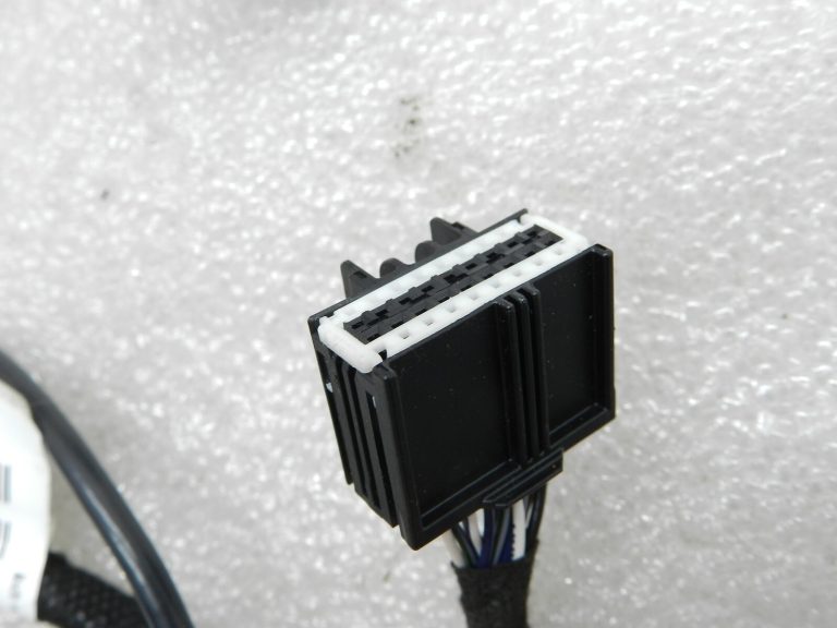 Opel Insignia B oriģinālā elektroinstalācija centrālā konsole 39148963