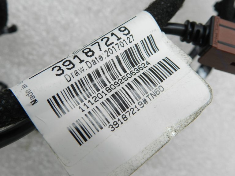 Opel Insignia B oriģinālā elektroinstalācija centrālā konsole 39148963