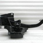 Opel Insignia B Oriģinālais bremžu pedālis 23317550