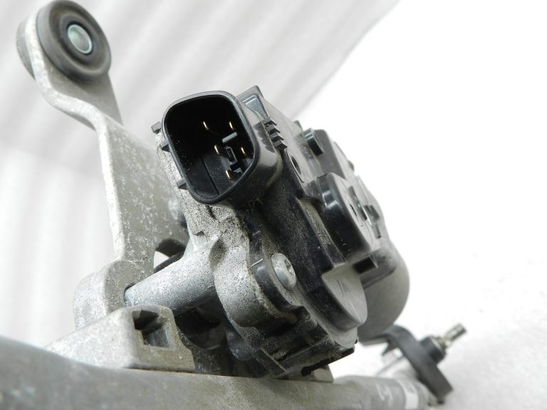 Opel Insignia B Oriģinālais vējstikla tīrītāja motors 39122785