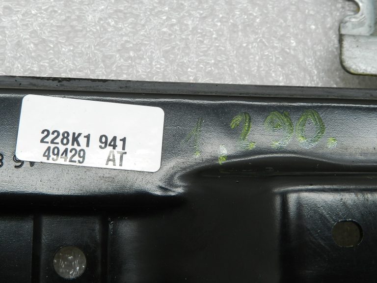 Chrysler Grand Voyager Oriģinālais aizmugurējā kreisā loga regulators