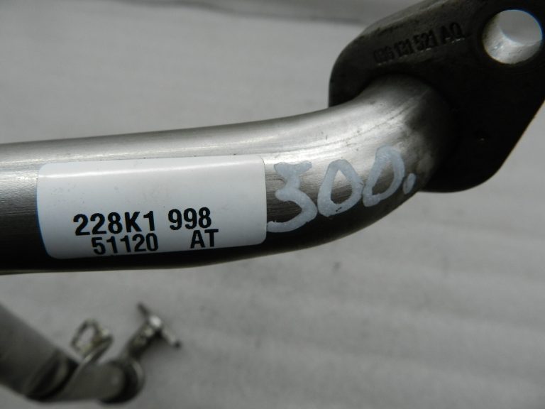 VW Seat Skoda Audi oriģinālā izplūdes caurule 03g131521AQ