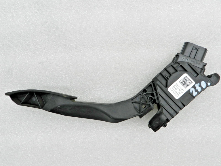 Seat Skoda VW Audi oriģinālais akseleratora pedālis