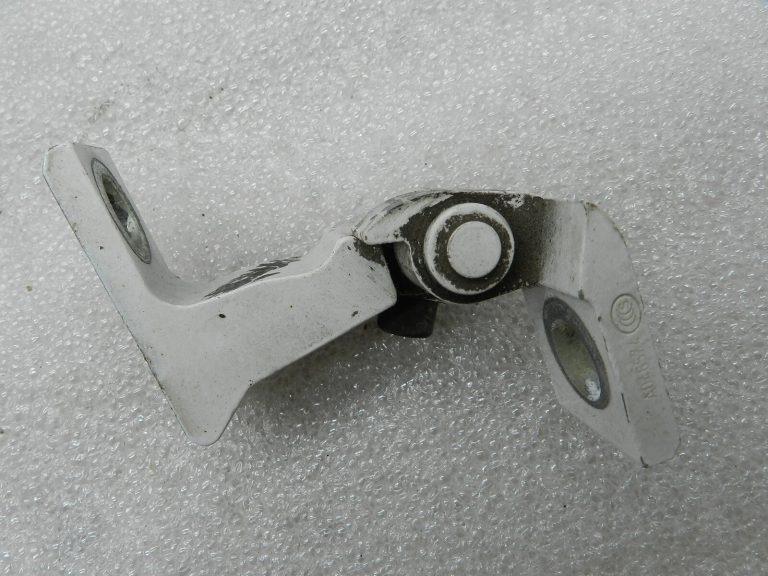 VW Audi Seat oriģinālā aizmugurējo labās puses durvju eņģe