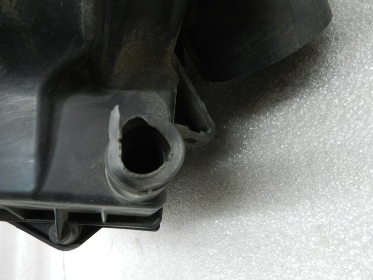 Opel Meriva B Oriģinālais gaisa filtra korpuss Gaisa filtra kaste