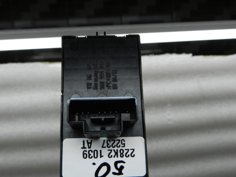 VW Audi Audi Seat Skoda Oriģinālais logu regulatora slēdzis