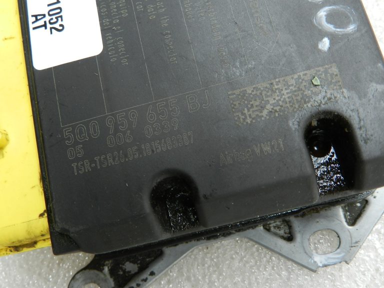 VW oriģinālais gaisa spilvenu vadības bloks DEFEKTĪVS!
