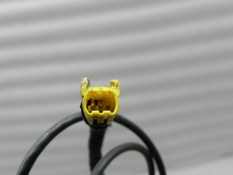 VW oriģinālais sēdekļu drošības modulis priekšējais labais DEFEKTĪVS!