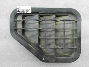 VW Tiguan oriģinālā virsbūves ventilācijas restes kreisās puses