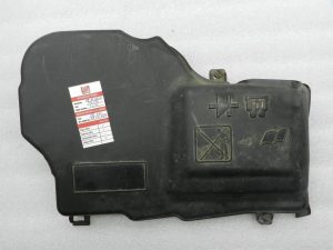 Peugeot 508 oriģinālais drošinātāju kārbas vāks