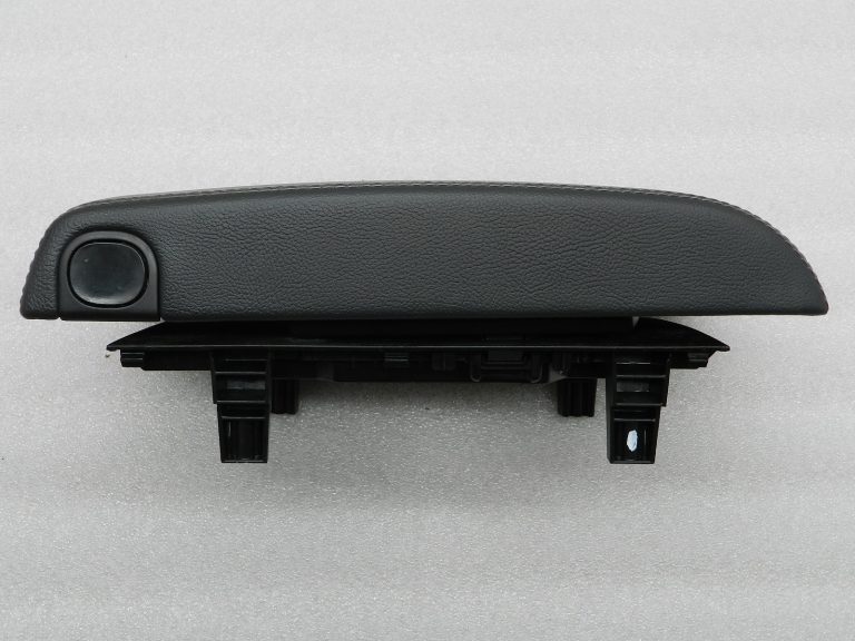 Peugeot 508 oriģināls centrālais roku balsts centrālā konsole