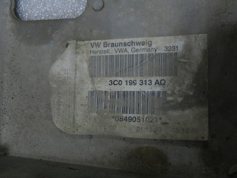 VW Tiguan 5N Passat Oriģināls priekšējās ass balsts