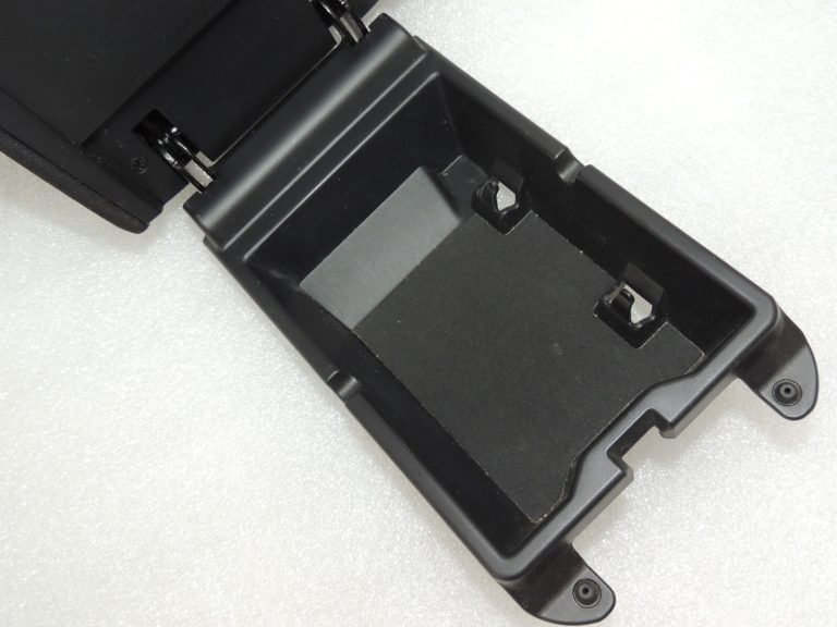 Nissan Qashqai J11 centrālais roku balsts tekstilmateriāls 969204EA0B 969204EA1B