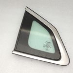 Nissan Qashqai J11 Aizmugurējais kreisais ceturtdaļas stikls 833134EA0A
