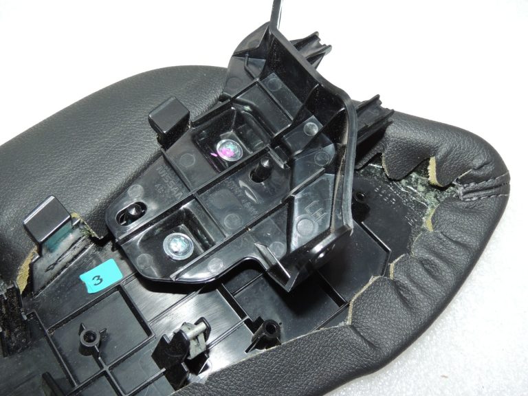 Nissan Qashqai J11 centrālās konsoles pārsegs priekšējais kreisais 969934EA0A