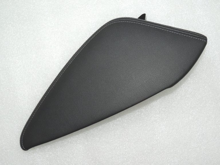 Nissan Qashqai J11 centrālās konsoles vāks priekšējais labais 969924EA0A